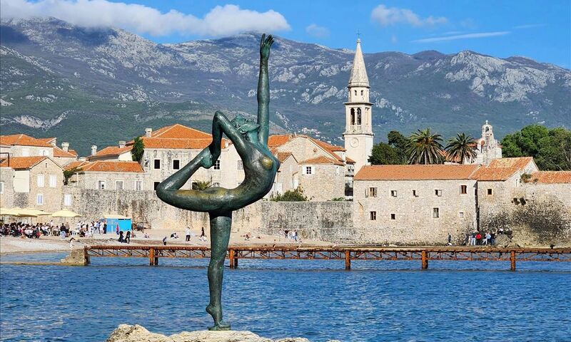 VİZESİZ BAŞTANBAŞA BALKANLAR A JET HAVAYOLLARI ile Her Cumartesi Kesin Hareket Seyahat Sağlık Sigortası Hediye